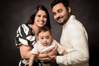 creative 1 month baby photoshoot ideas