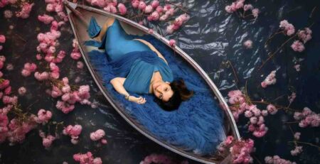 maternity photoshoot mother holding baby bump